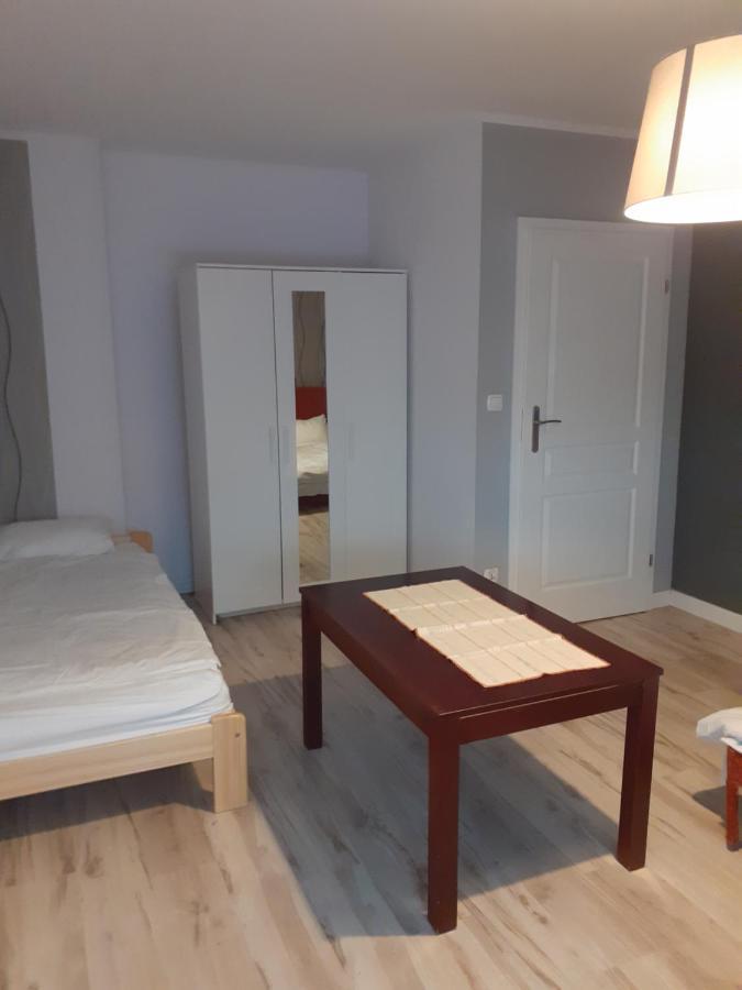 Appartement Mieszkanie Wakcyjne W Kamienicy à Kudowa-Zdrój Extérieur photo